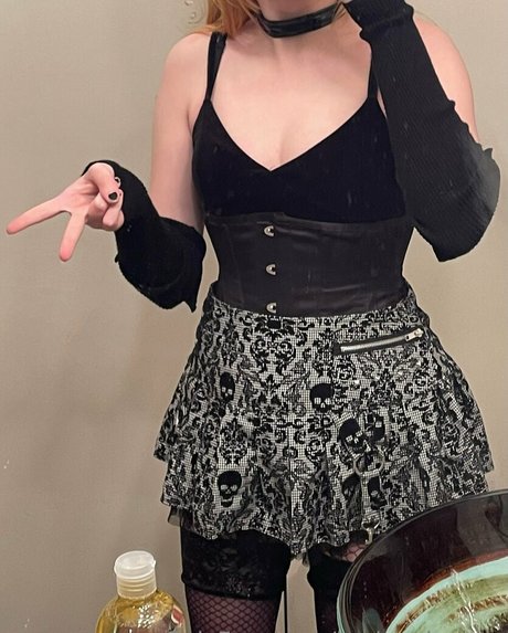 harlequincutie star sexy pic