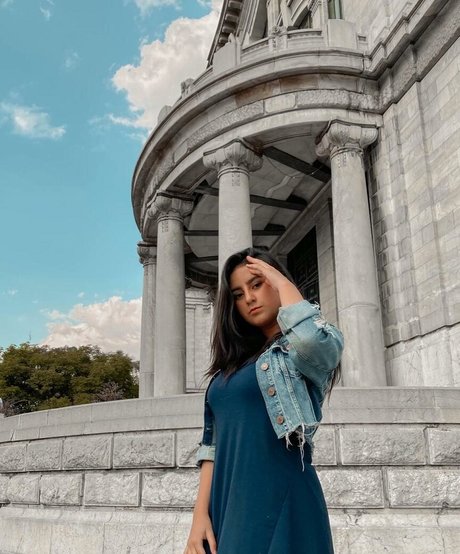 Danahe Vasquez star best pic