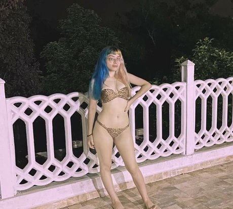 victxrya sexy star pic