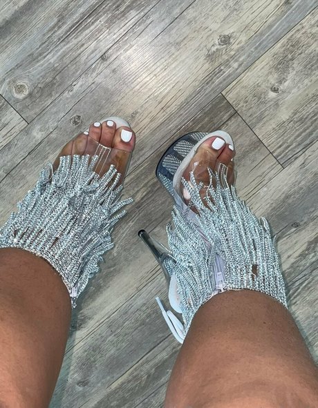 vvkayb model erotic picture