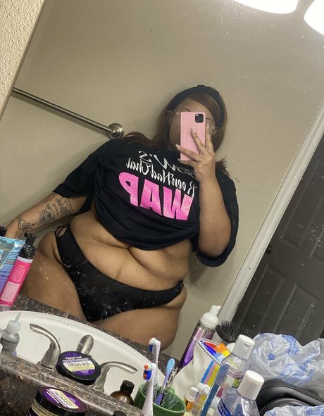 ayannacharelle pretty model pictures