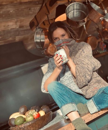 Victoria Beackham pornstar pretty photos