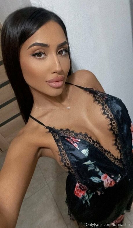 lunnastarr star nude gallery