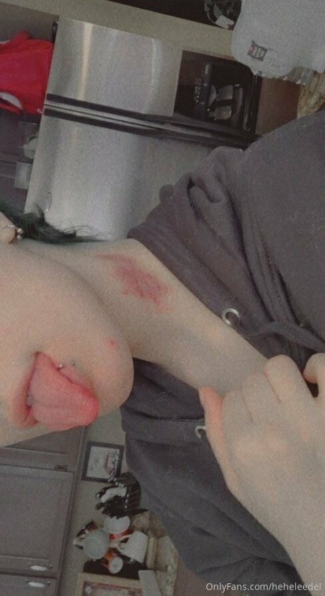 teen asian onlyfans naked pics