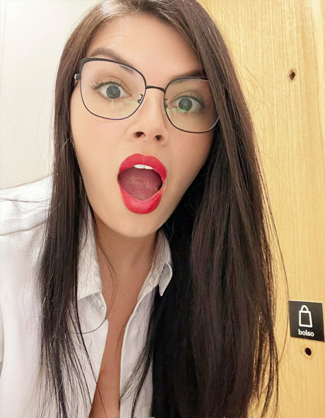 carlaconnorr star pretty images