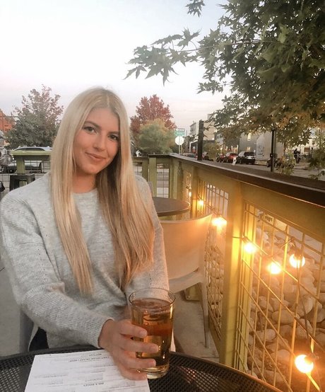 Noelle Starr porn actress images