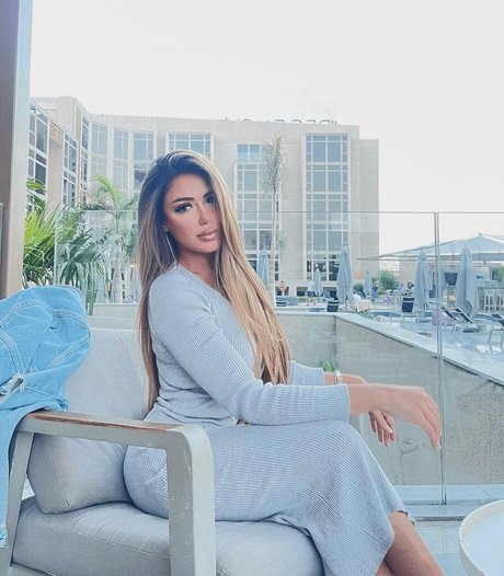 Sarah Salama free model pictures