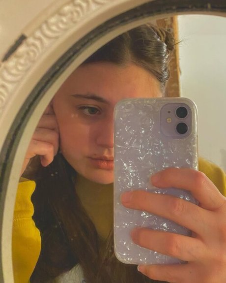 Lia Marie Johnson free actress img