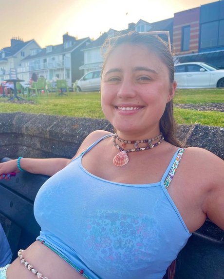 Lia Marie Johnson model beautiful pics