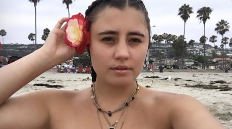 Lia Marie Johnson free actress pics