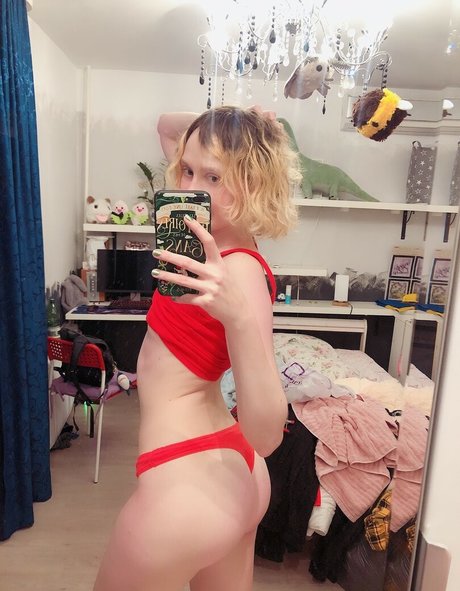 luna lovesword sexy actress pics