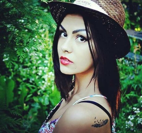 Nadinechase pornstar sex gallery