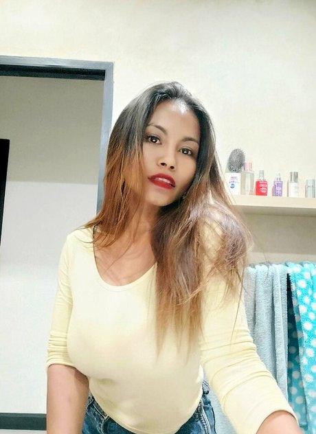 PaulaThai pornstar photo