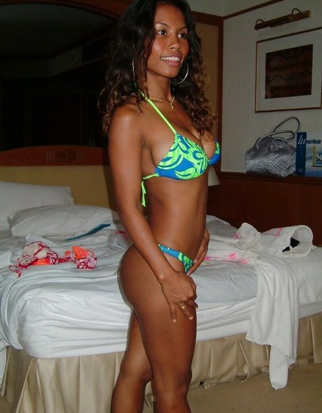 PaulaThai star nudes pictures