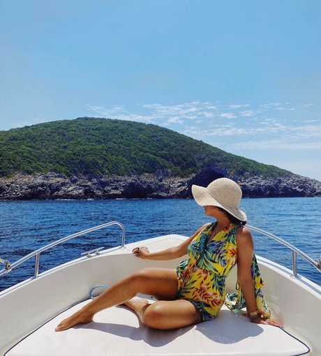 Helia Soltani star nude image