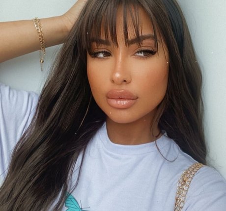 Helia Soltani pornstar naked images