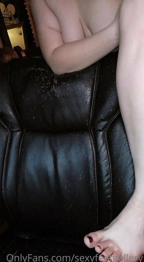 sexyfeetgallery beautiful actress image