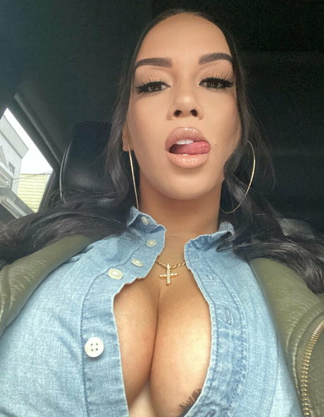 kaeeexx pornstar high quality pictures