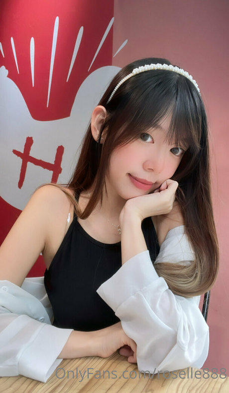 roselle888 free actress pics