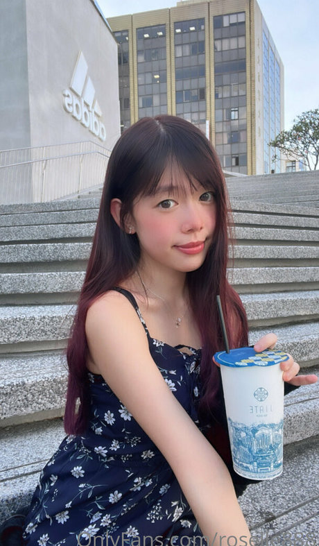 roselle888 hot pornstar image