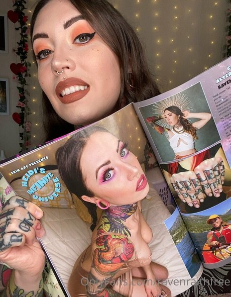 ravenraithfree pornstar nude photo