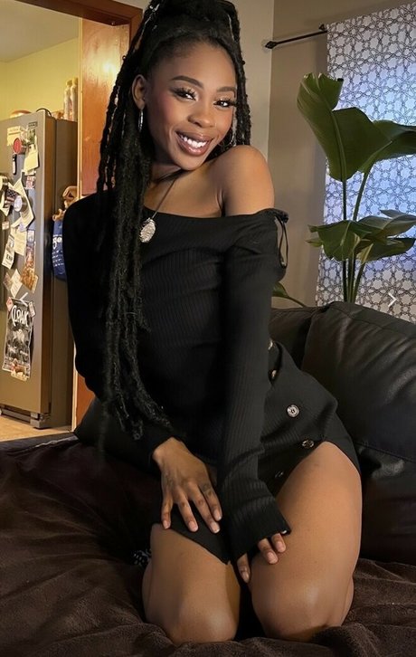 Urfavgirlfriend sex actress pic