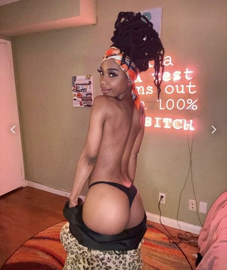 Urfavgirlfriend sex model pictures