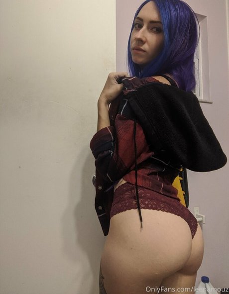 leenamouz naked star images