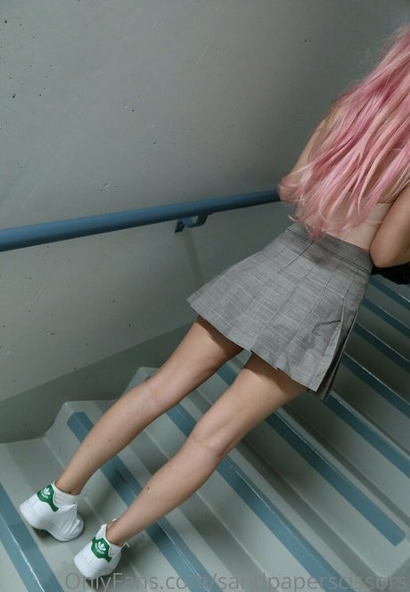 sandpaperscissors star pornographic img