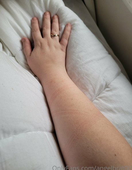 angelbrat00 xxx star photos