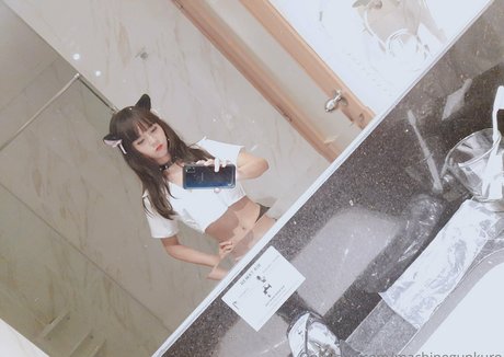 Machinegunkuro star sex photo