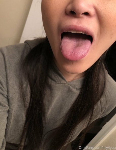 lilly4you free actress pictures