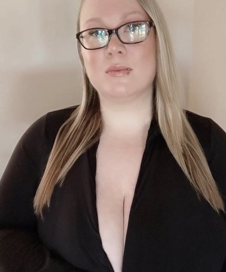 September Anderson top model pics