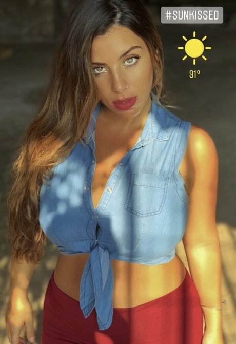 Tami Bar free star pics