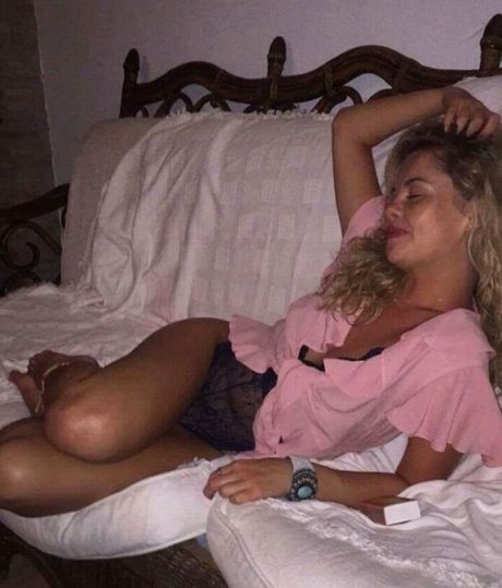 Saoirse Monica Jackson model free img