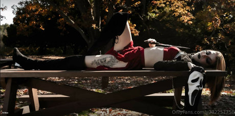 Jasmhyn makeup free model pic