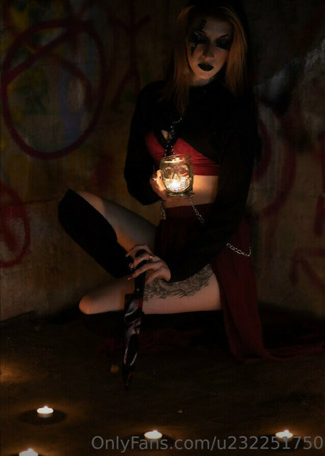 Jasmhyn makeup star art image