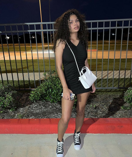 Kaylalanee__ art model galleries