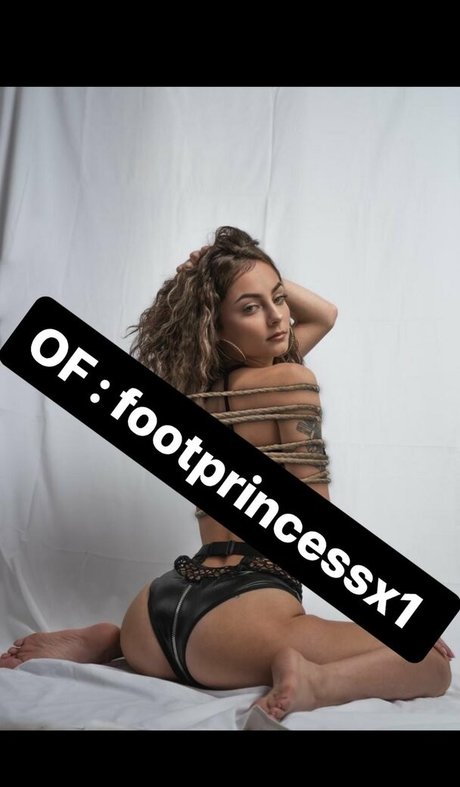 therealraneesax model nice img