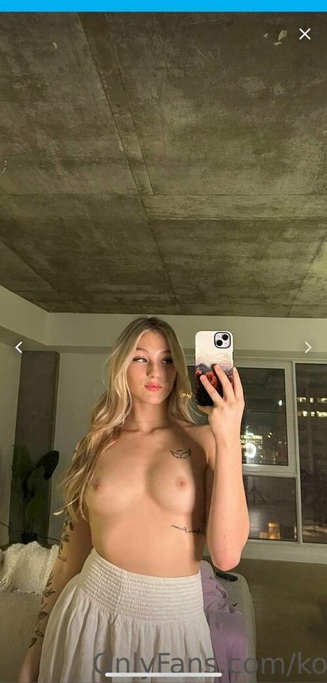 koramartini model porn pics