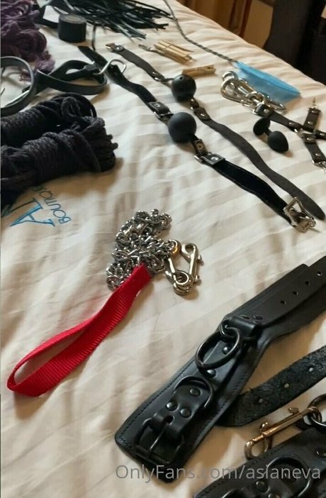 asianeva nudes star photo