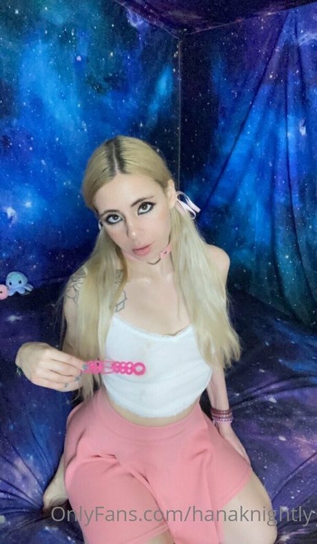 hanaknightly naked actress photo