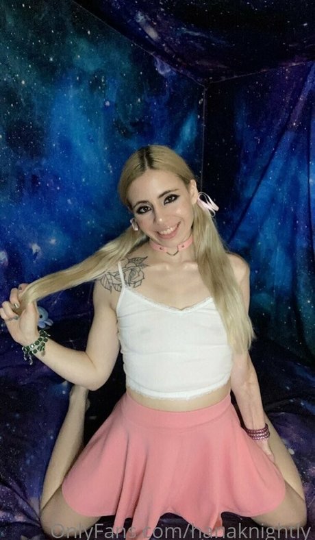 hanaknightly hd pornstar picture