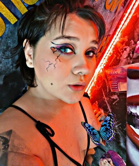 laura takint pornstar naked pic