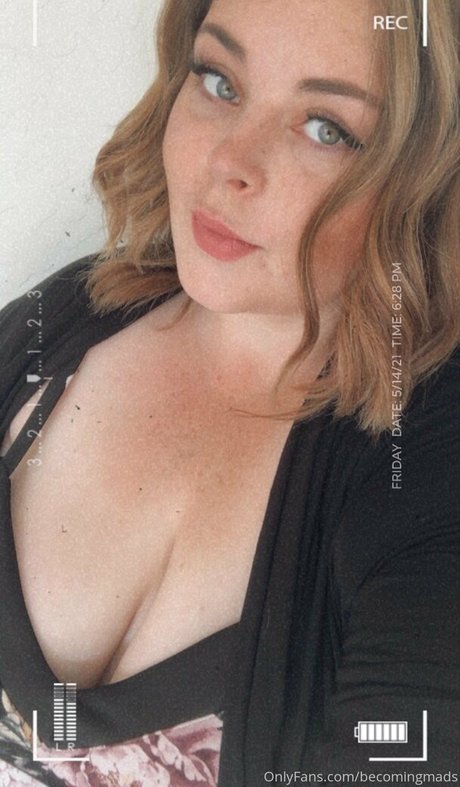 becomingmads star nude image