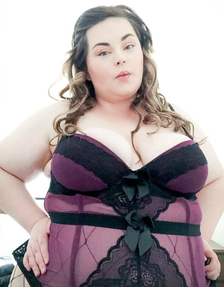 becomingmads model pornographic picture