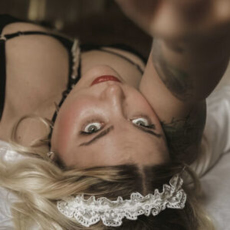 hinkycurvy sexy model pictures