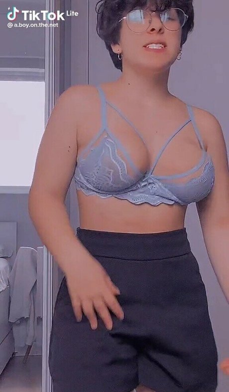 Taqueloe pornstar sex pics