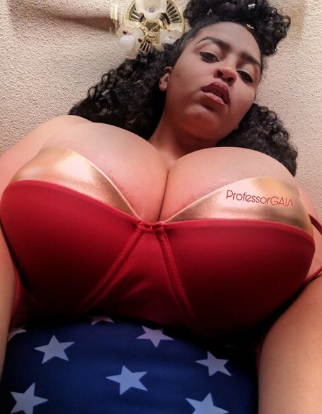 theProfessorGAIA star art images