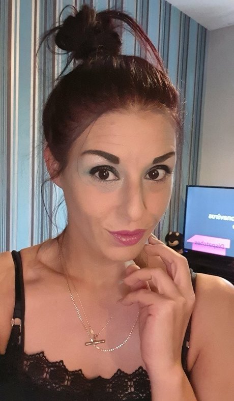 streamer onlyfans beautiful nude image